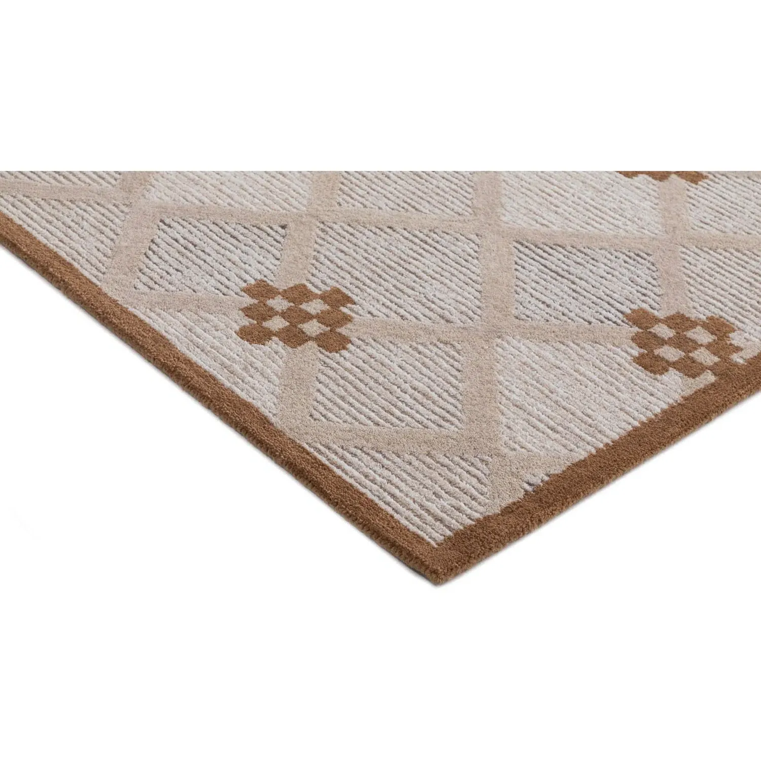 Zinnia Diamond Patterned Rug - Beige, Wool