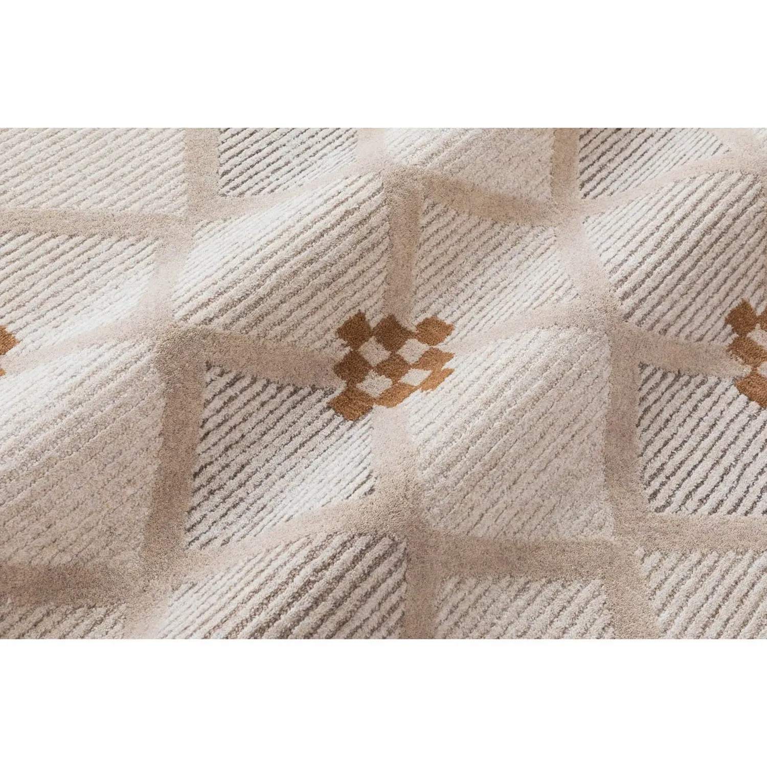 Zinnia Diamond Patterned Rug - Beige, Wool