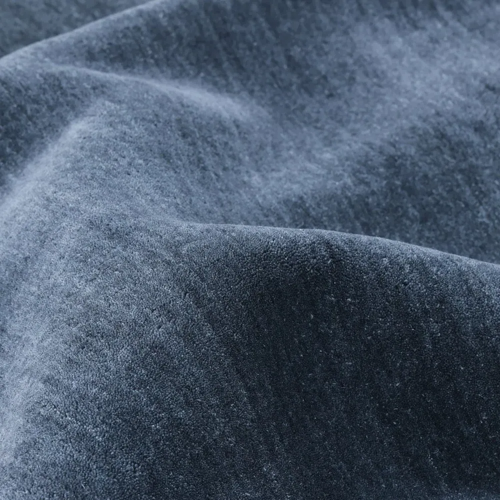 Zuriel 8x10 Solid Rug - Navy Blue, Wool