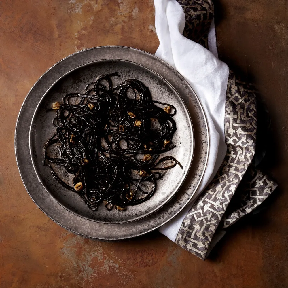 Alchimie Round Charger Plate - Reactive Platinum, Earthenware