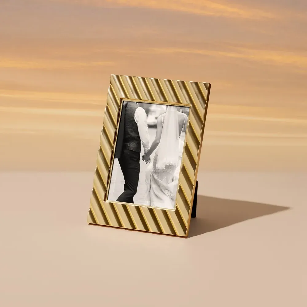 L'Objet Maxime 4x6 Photo Frame - Gold, Metal