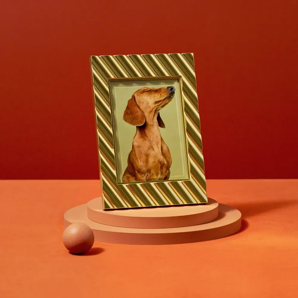 L'Objet Maxime 4x6 Photo Frame - Gold, Metal