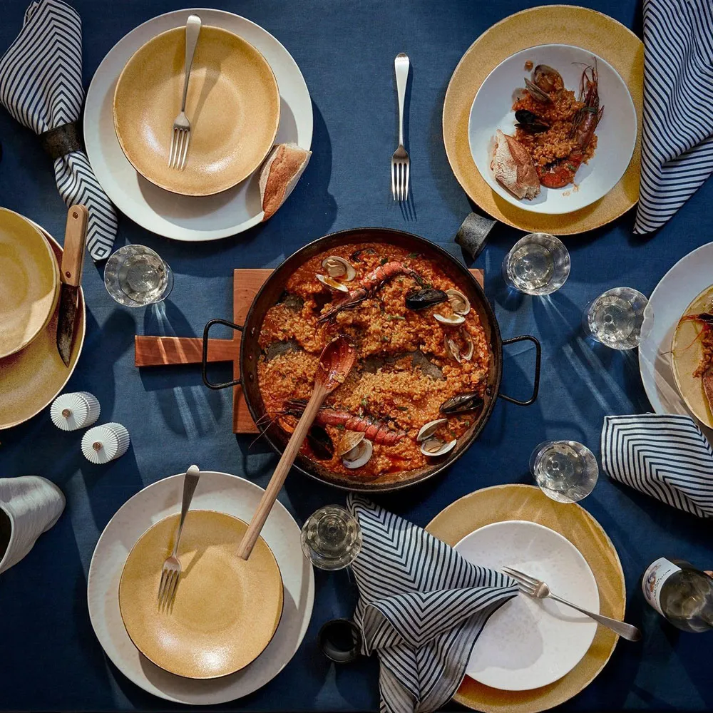 Terra Medium Serving Bowl - Leather Brown, Porcelain