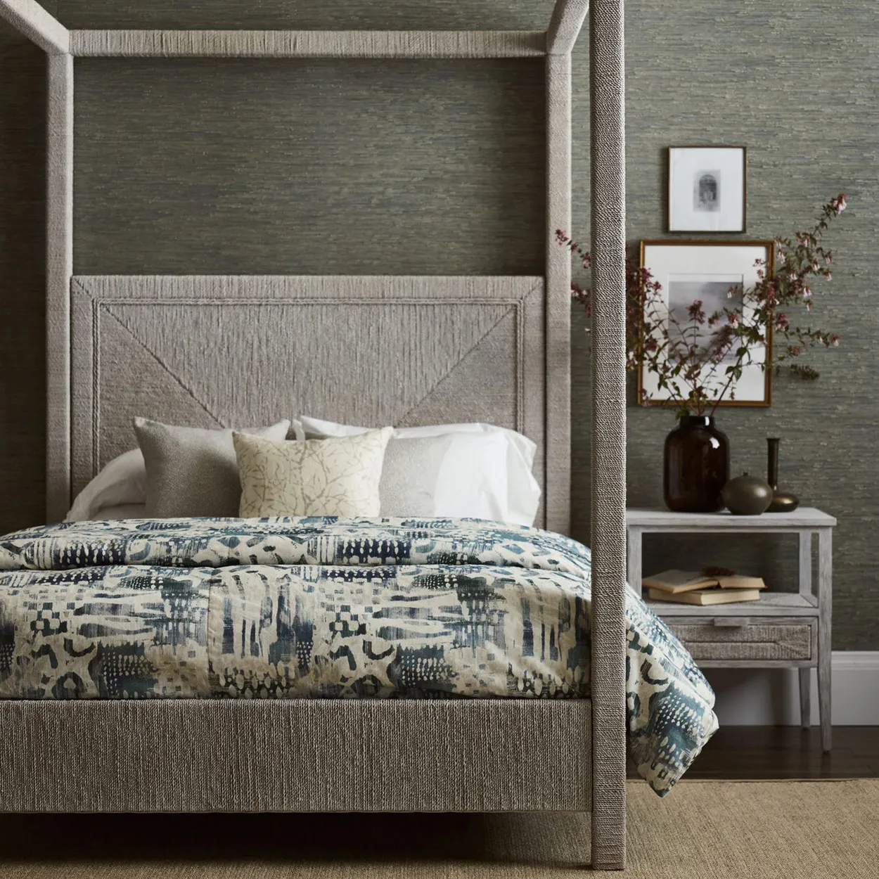 Woodside King Size Canopy Bed - White Sand, Hardwood