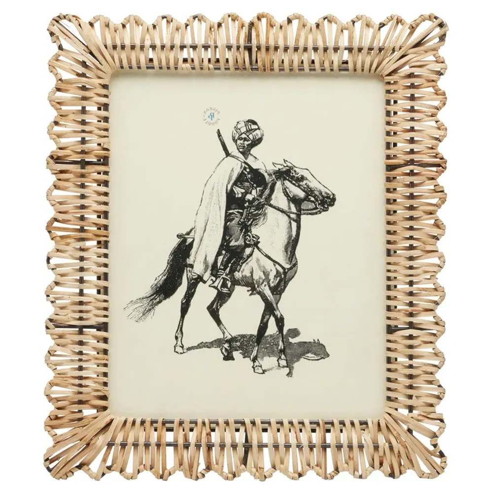 Sevona 8x10 Photo Frame with Scalloped Edge - Natural, Bamboo