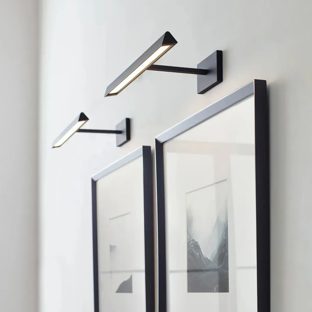 Dessau 18-Inch Picture Light Sconce - Nightshade Black, Aluminum