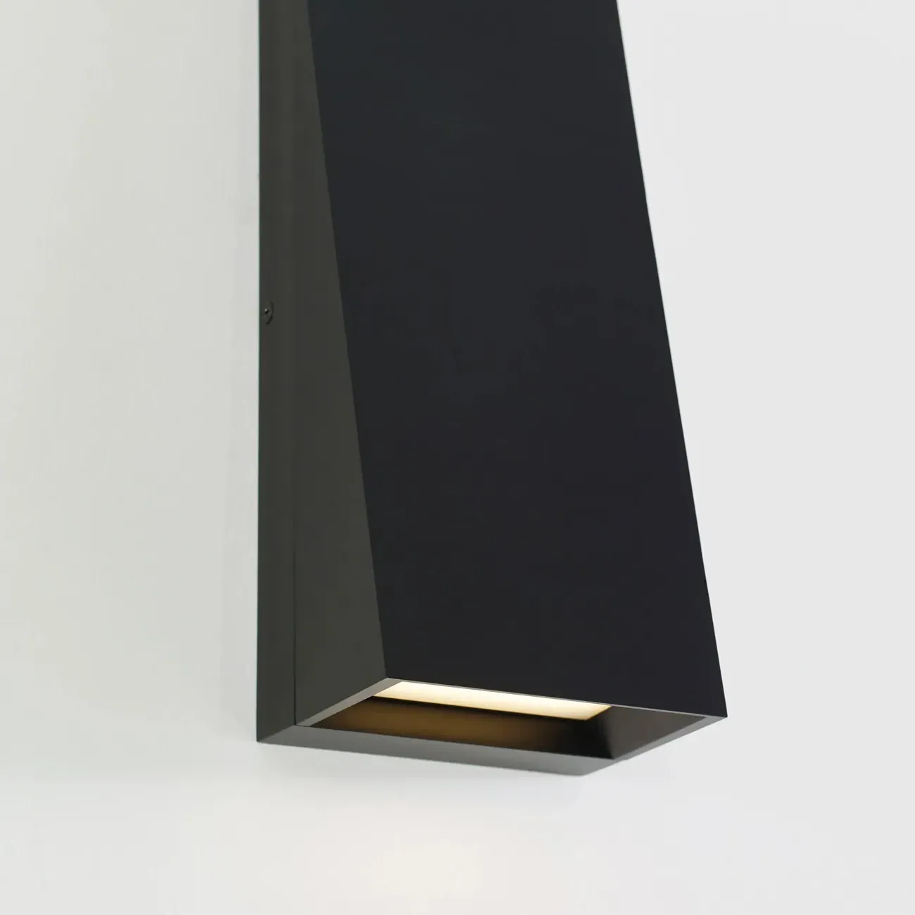 Pitch 12" Outdoor Sconce - Black, Aluminum