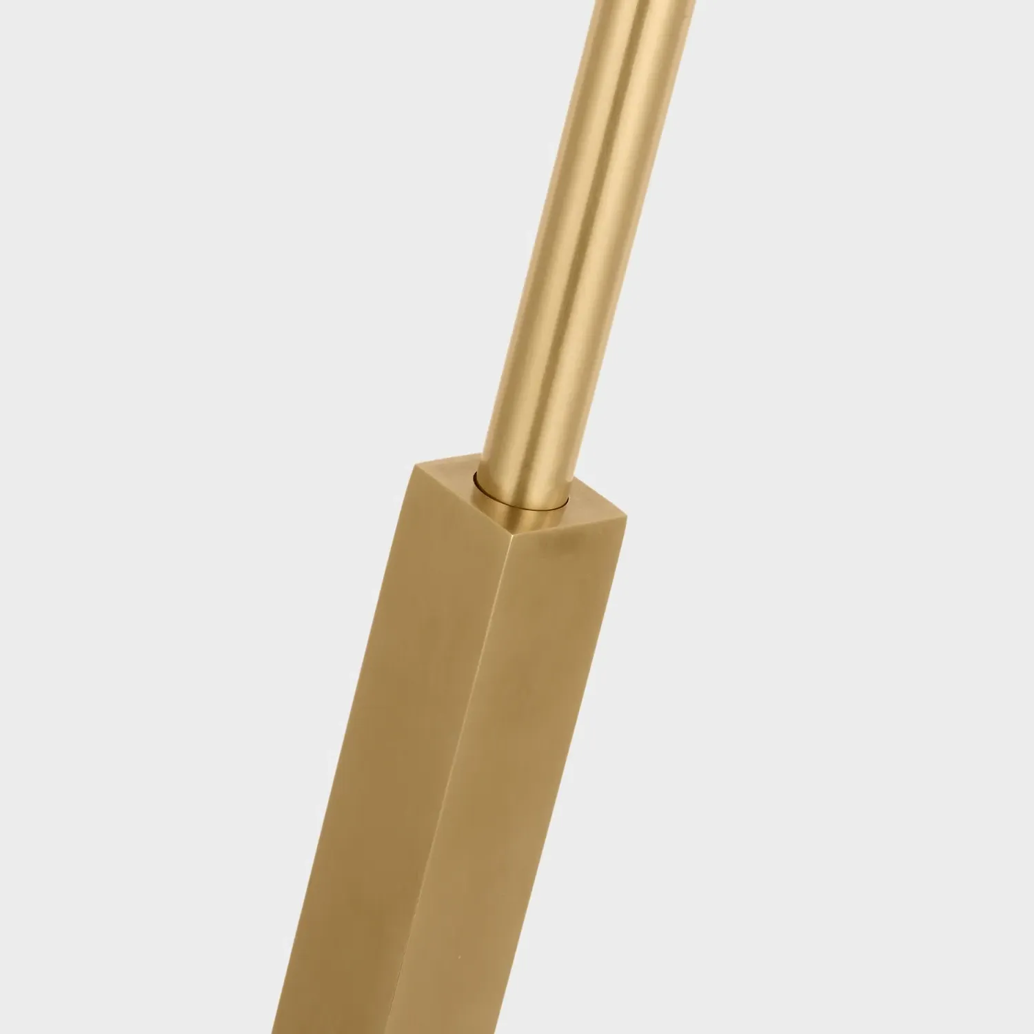 Hackney Cordless Floor Lamp - Antique Brass, Metal