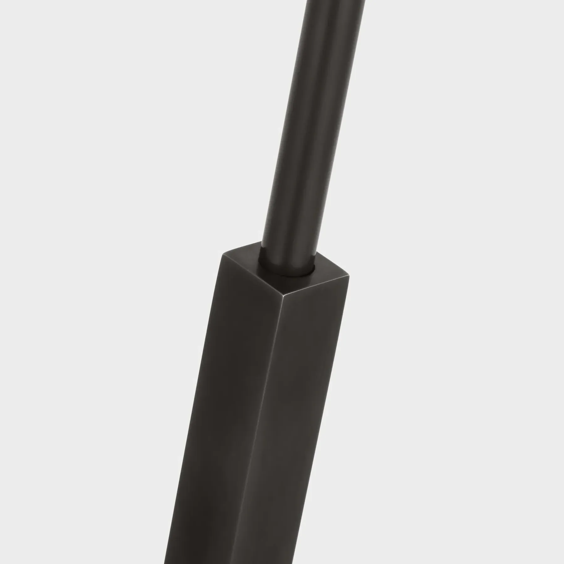 Hackney Cordless Floor Lamp - Bronze, Metal