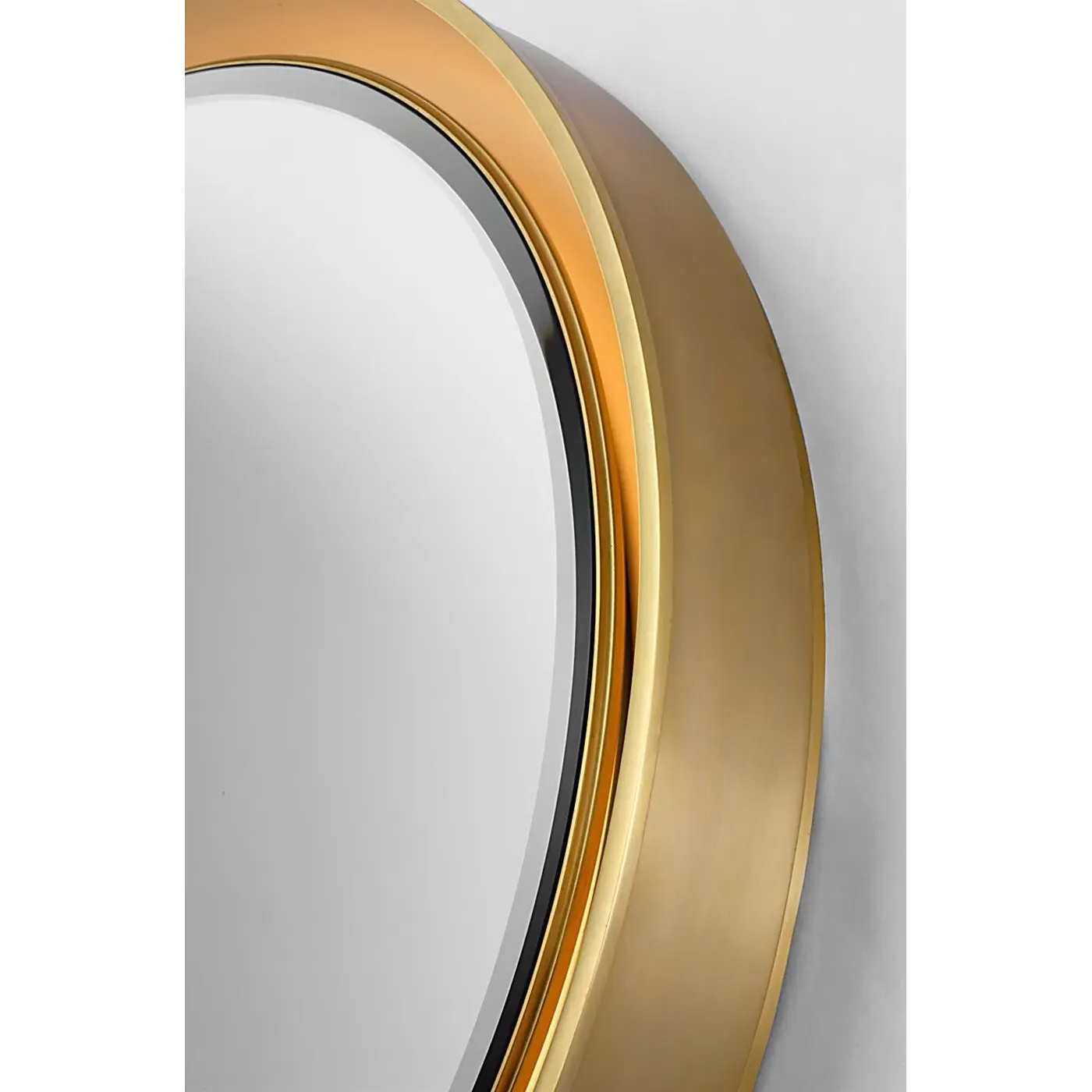 Tricia Round Illuminated Wall Mirror - Antique Brass