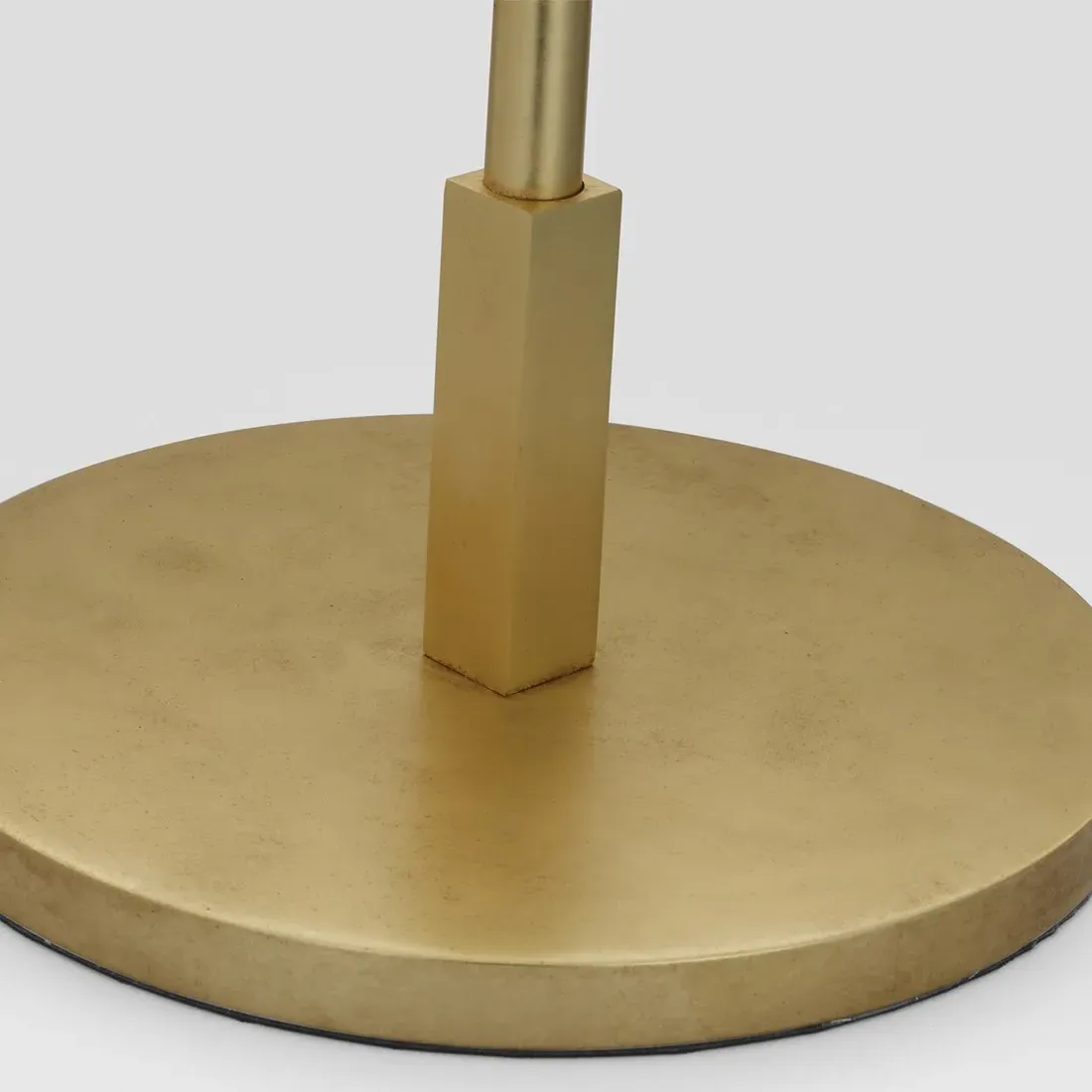 Walker Cordless Floor Lamp - Gild, Steel