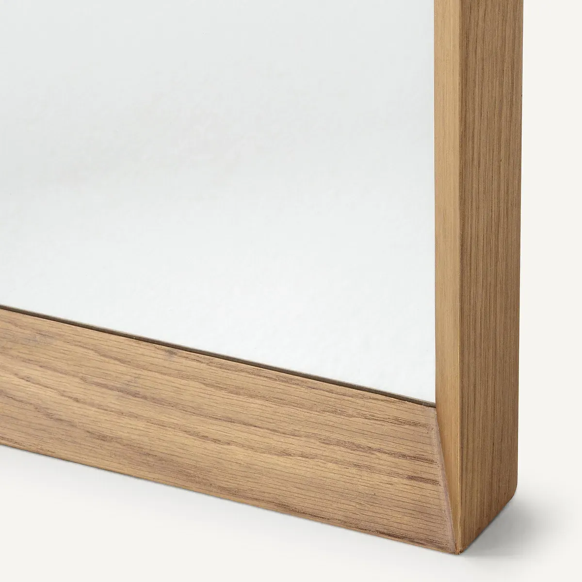Andromède Leaning Mirror - Oak, Solid Wood alternate view
