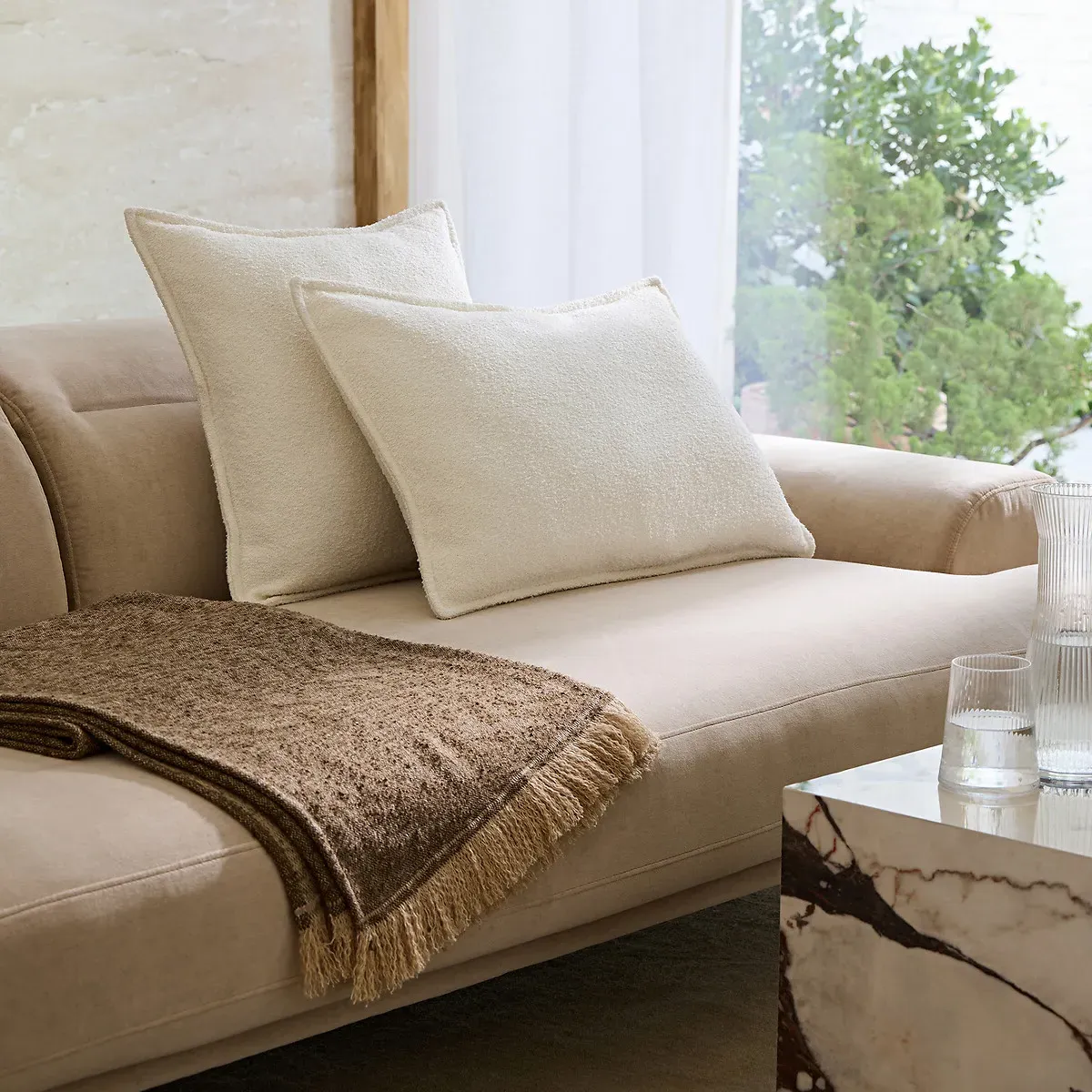 Belvini Cushion Cover - White Foam, Fleece alternate view