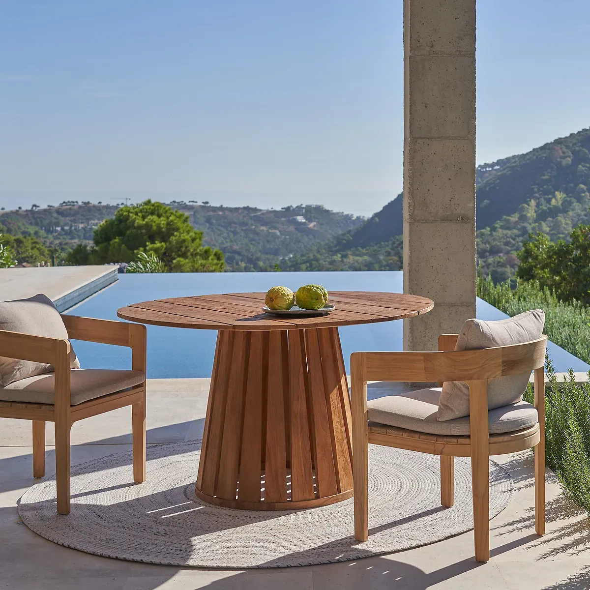 Chini Round Indoor/Outdoor Rug - Ecru, Recycled Polyester alternate view