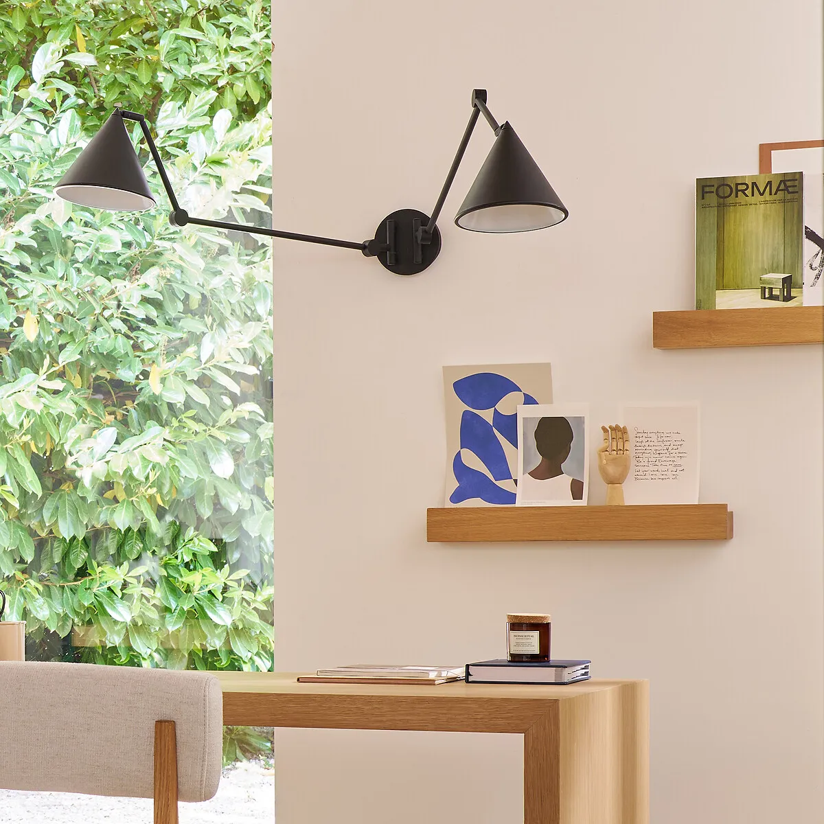 Dagane Picture Ledge Rail - Natural Oak alternate view