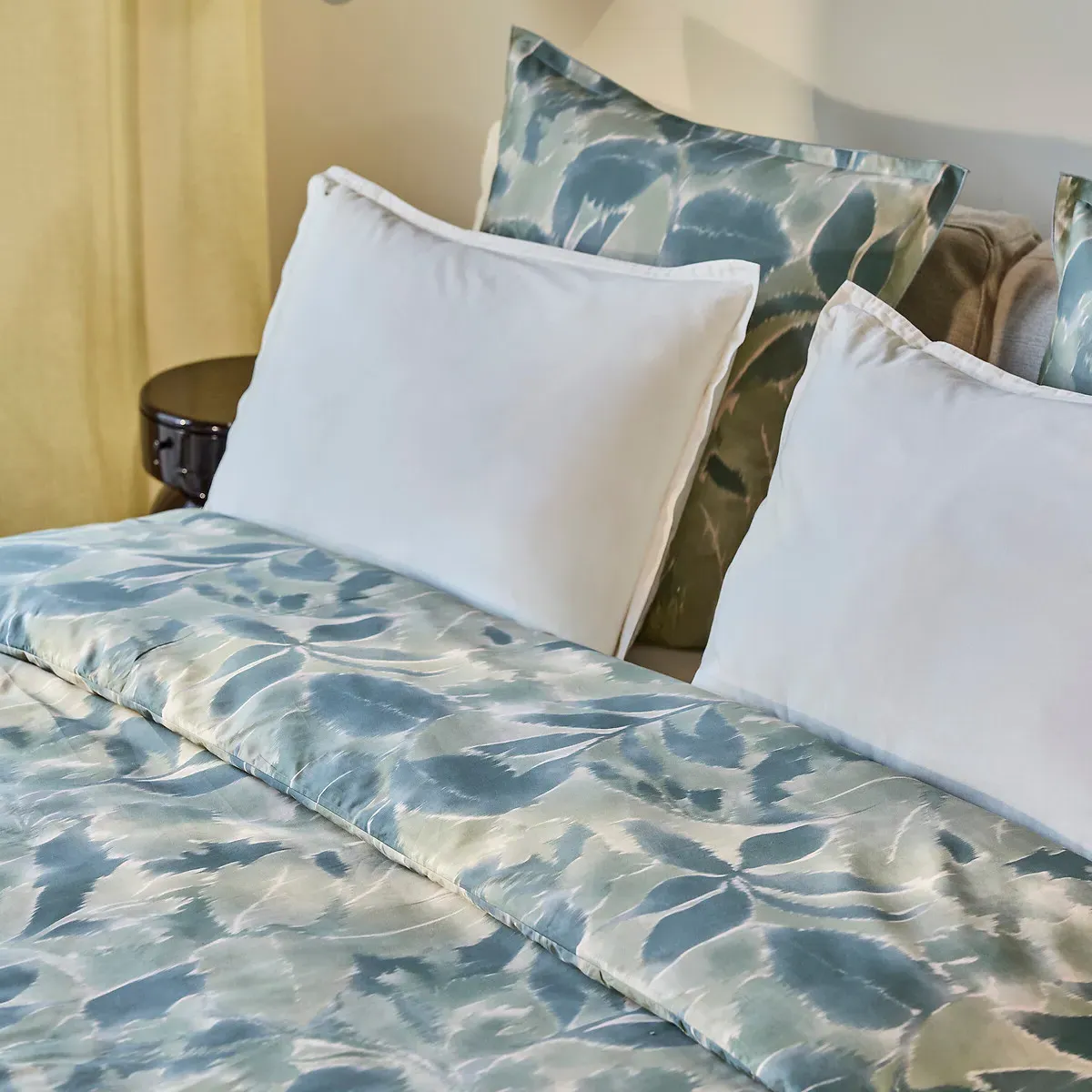 Eolia Cotton Satin Pillowcase with Ruffle - Pale Green alternate view