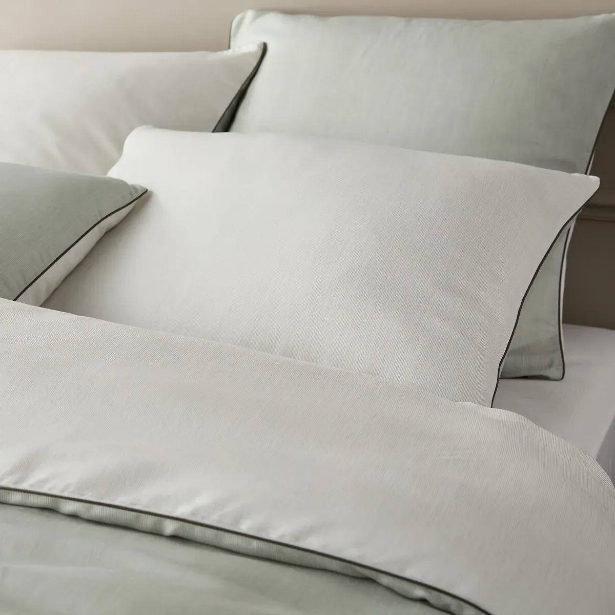 Erell Reversible Duvet Cover - Lime, Organic Cotton Percale alternate view