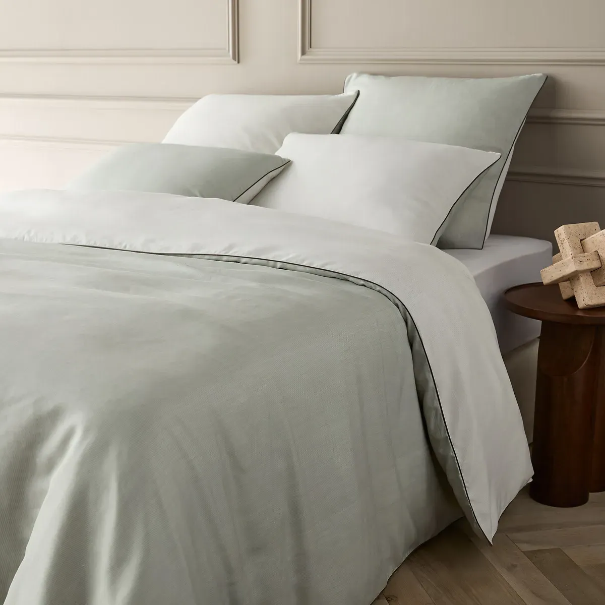Erell Reversible Duvet Cover - Lime, Organic Cotton Percale product