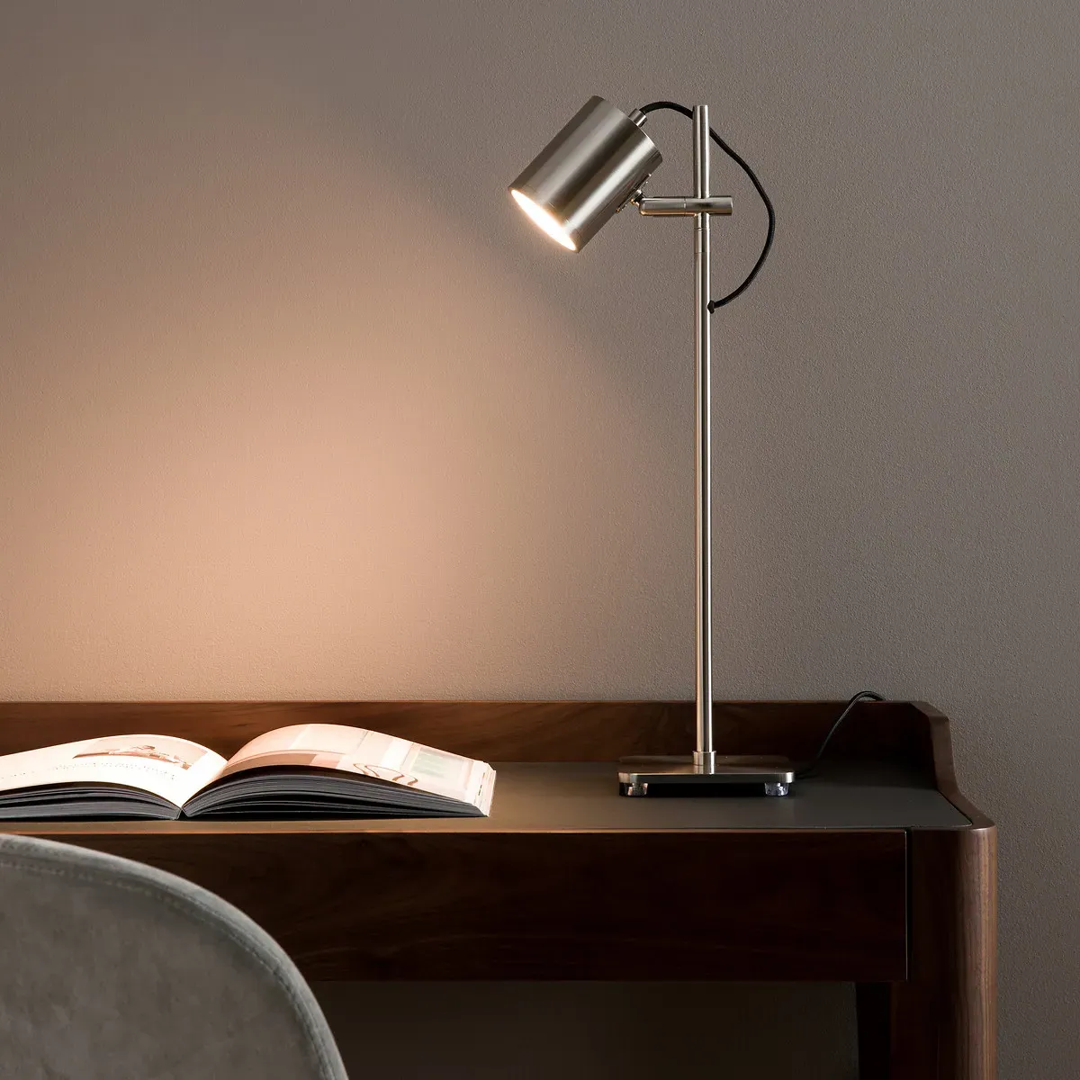 Girevole Spot Lamp with Adjustable Diffuser - Satin Nickel, Iron product