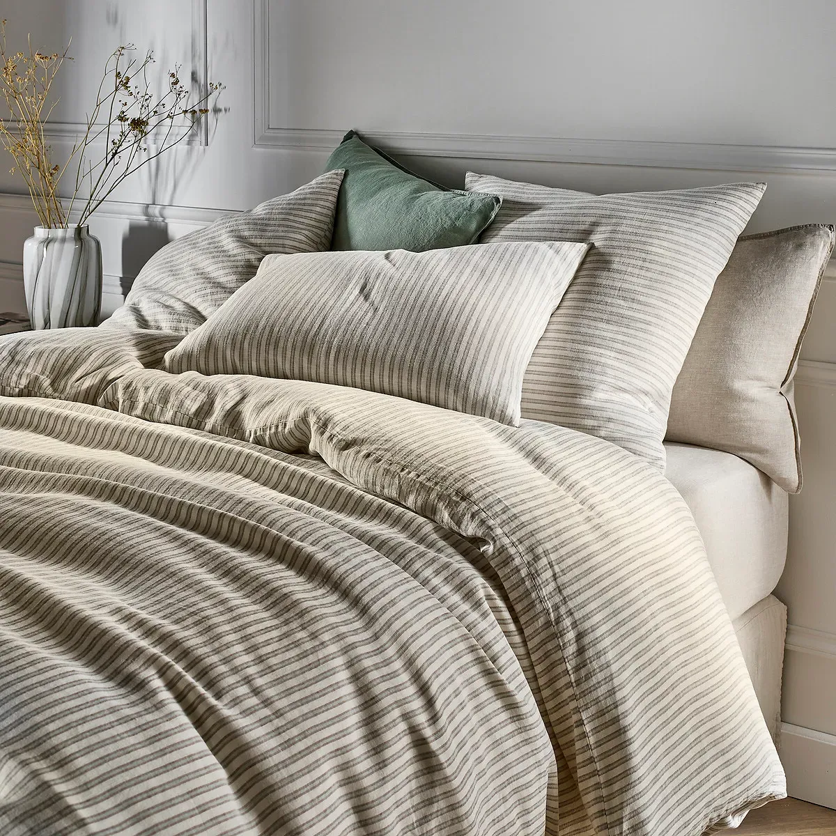 Kalaya Washed Linen Pillowcase - Ecru, Linen alternate view