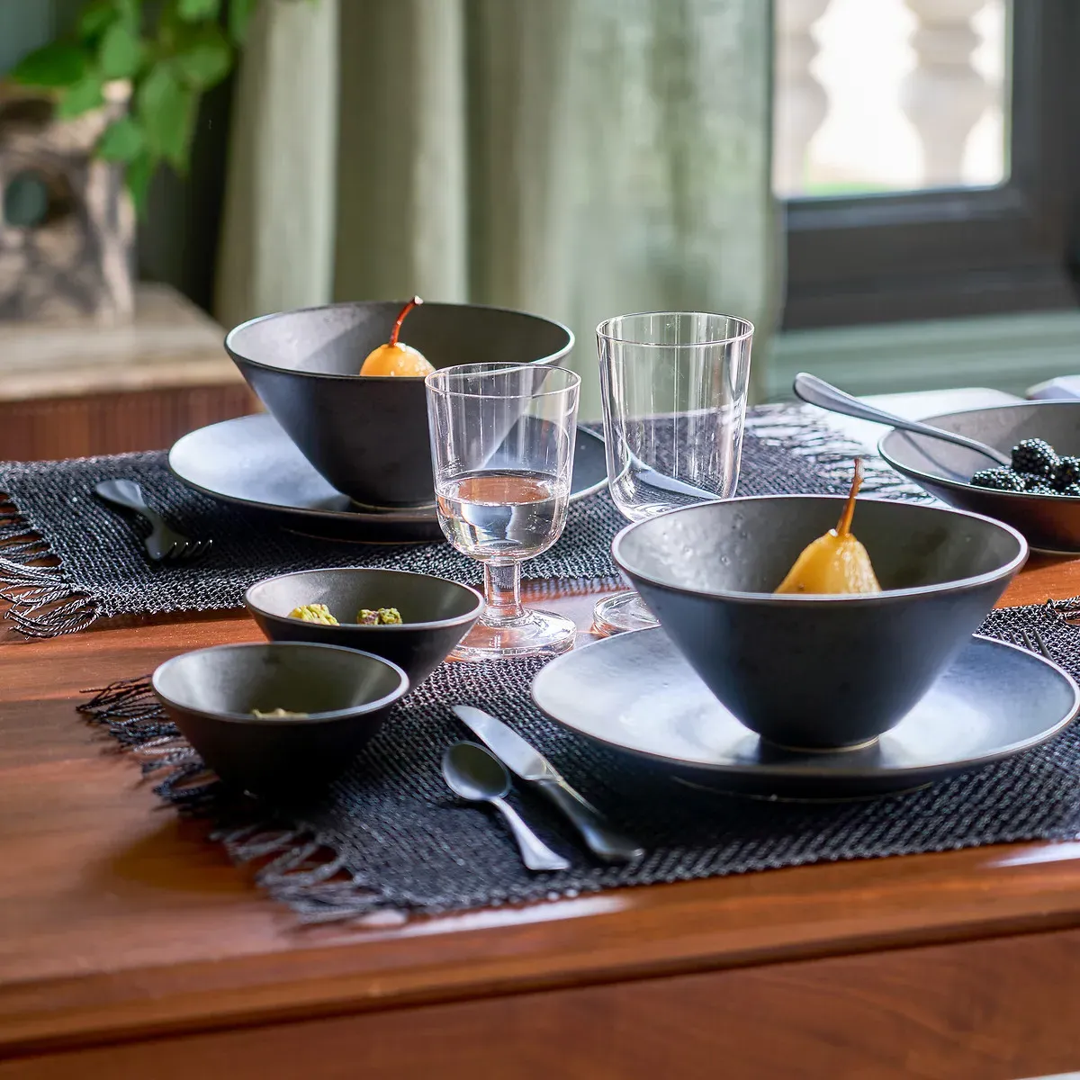 Lana Set of 6 Wine Glasses - Clear Glass alternate view