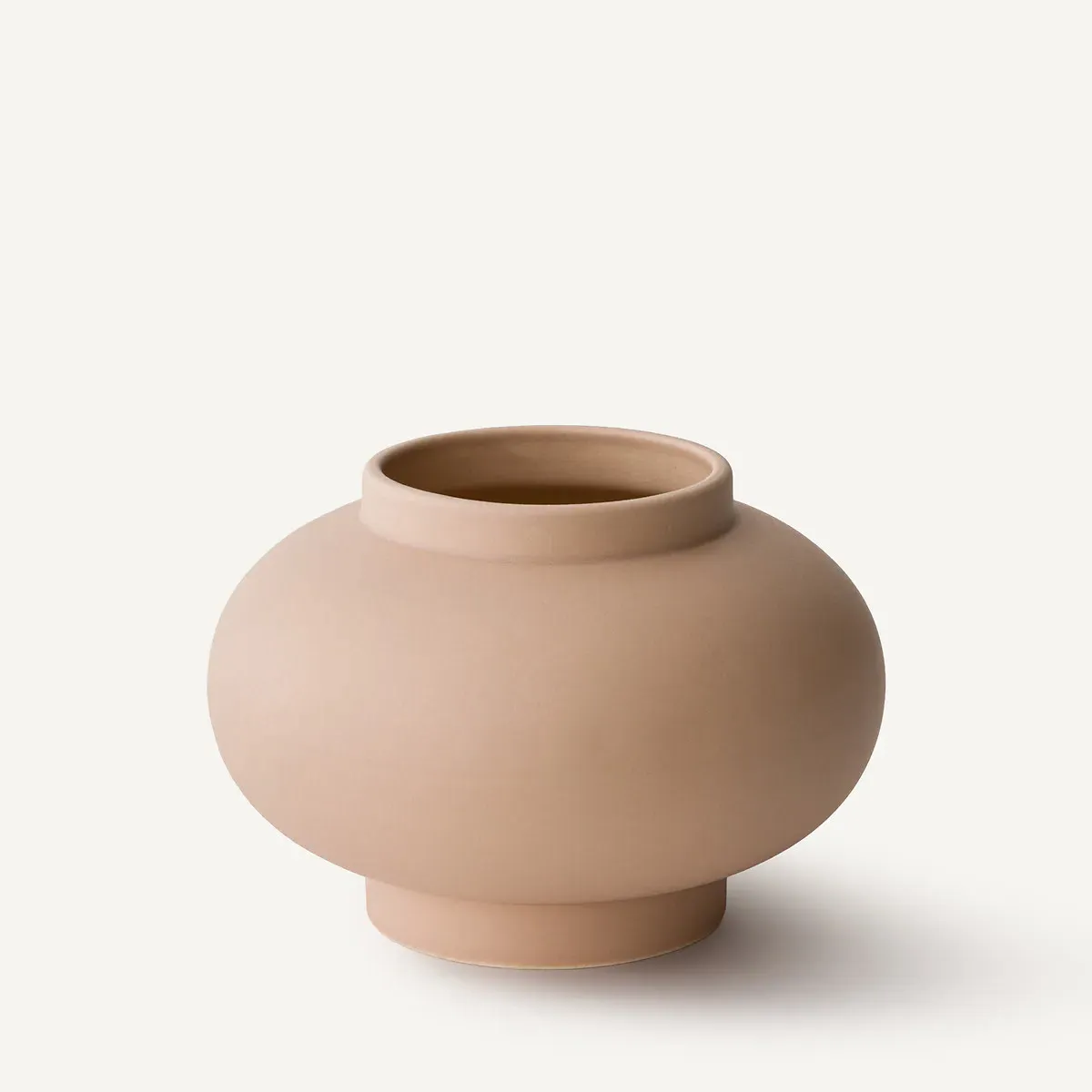 Leccia Round Vase Matte - Pinky Beige, Ceramic product