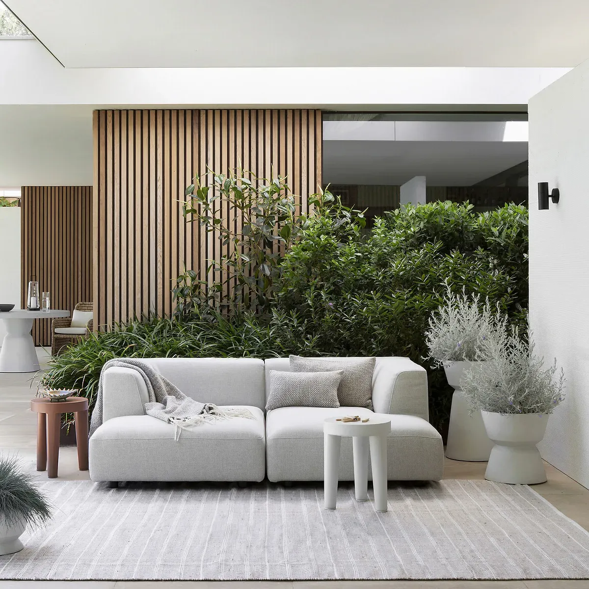 Linear Outdoor Rug - Natural, Recycled Polyester alternate view