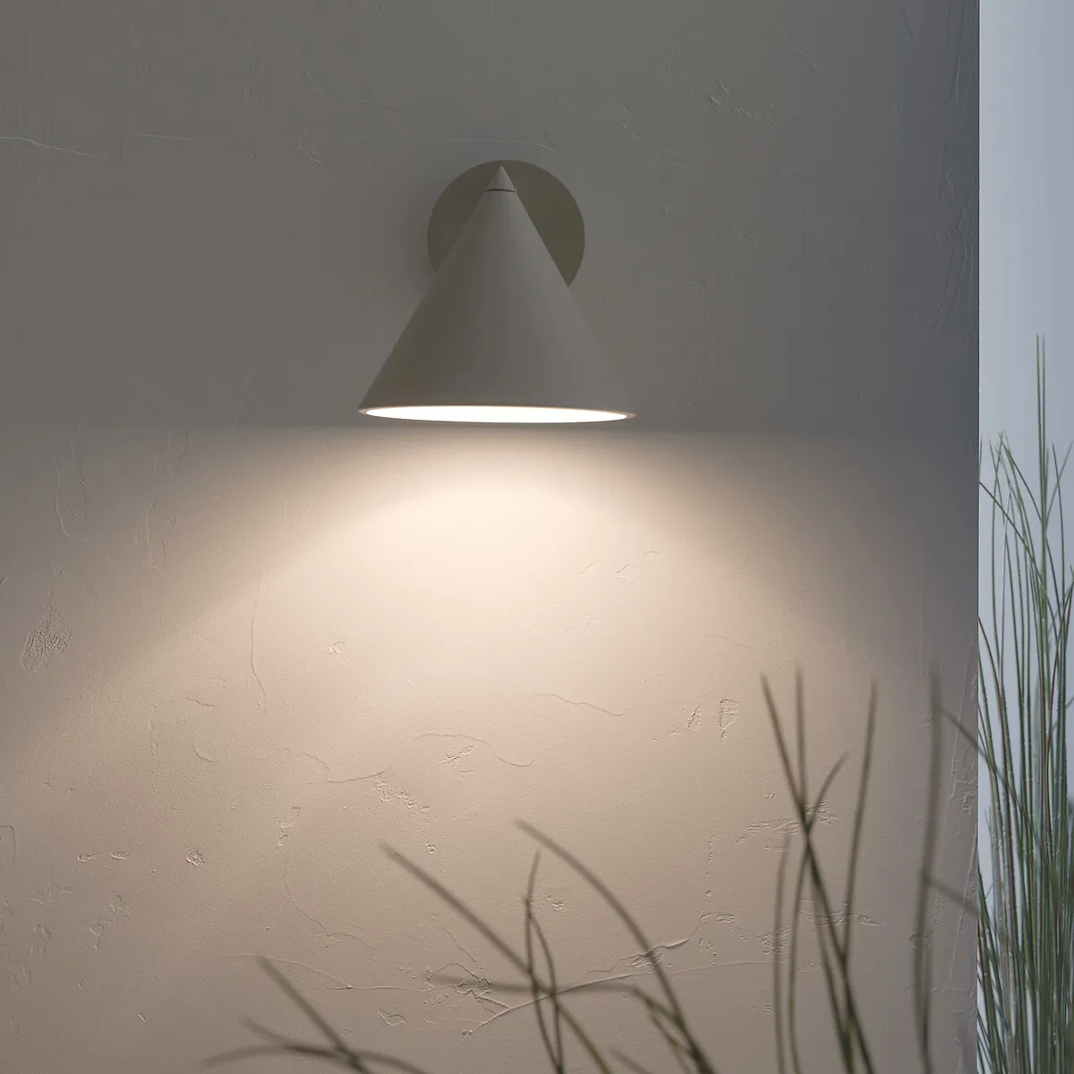 Moke Bathroom Wall Light - Grey, Iron product