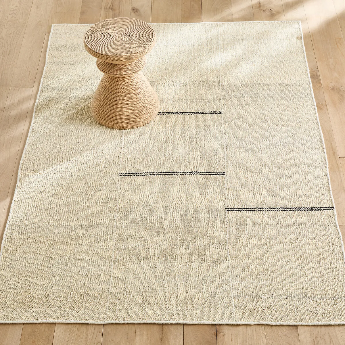 Naki Hand-Woven Flat Weave Rug - Natural, Hemp product