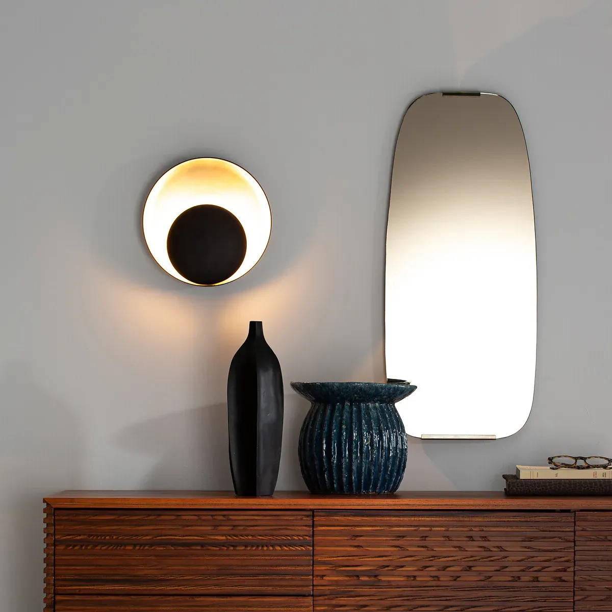 Naton Wall Light - Black, Iron alternate view