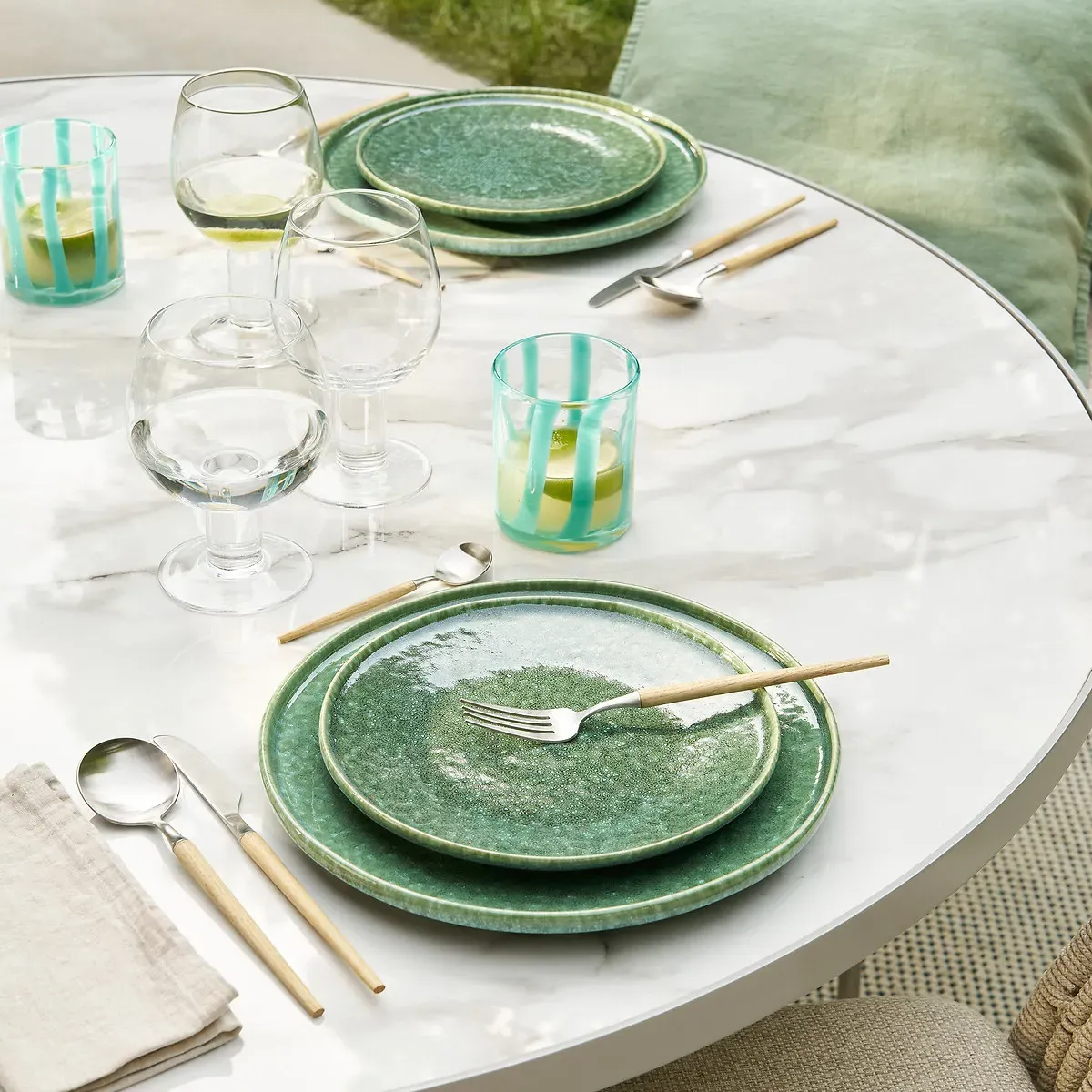 Naya Set of 6 Wine Glasses - Transparent, Glass alternate view