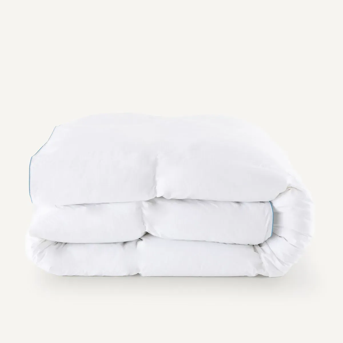 Océa 300g/m² Temperate Duvet with Cotton Cover - White product