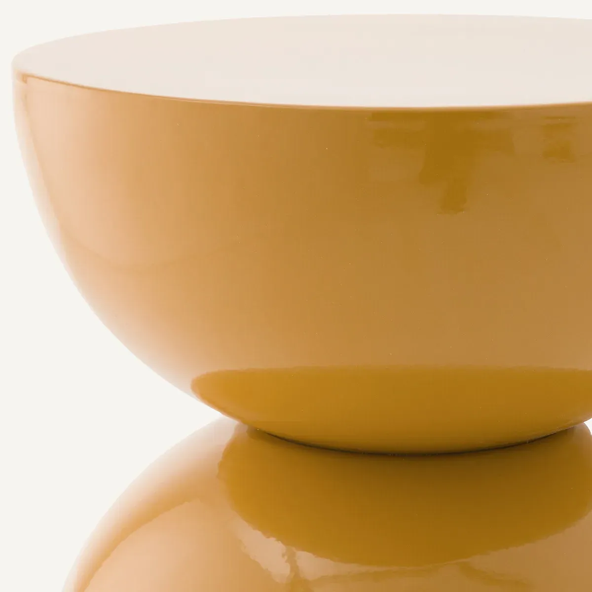 Rouva Round Side Table - Mustard, Iron alternate view