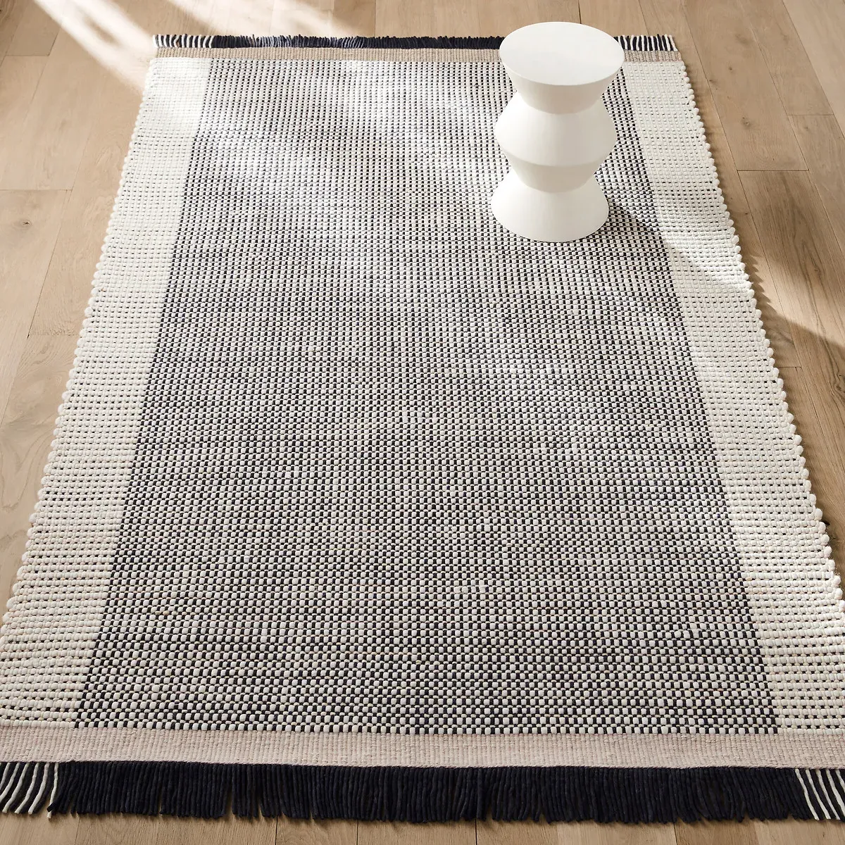Sekot Handwoven Flat-Weave Wool Rug - Wool product