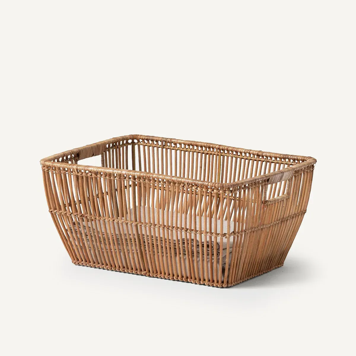 Sentaku Rattan Linen Basket - Natural product