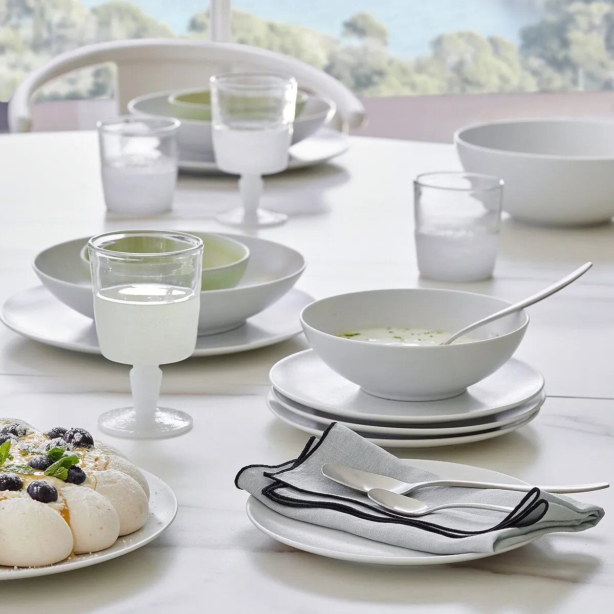 Sila Set of 6 Tumblers - White, Hand-Blown Glass alternate view