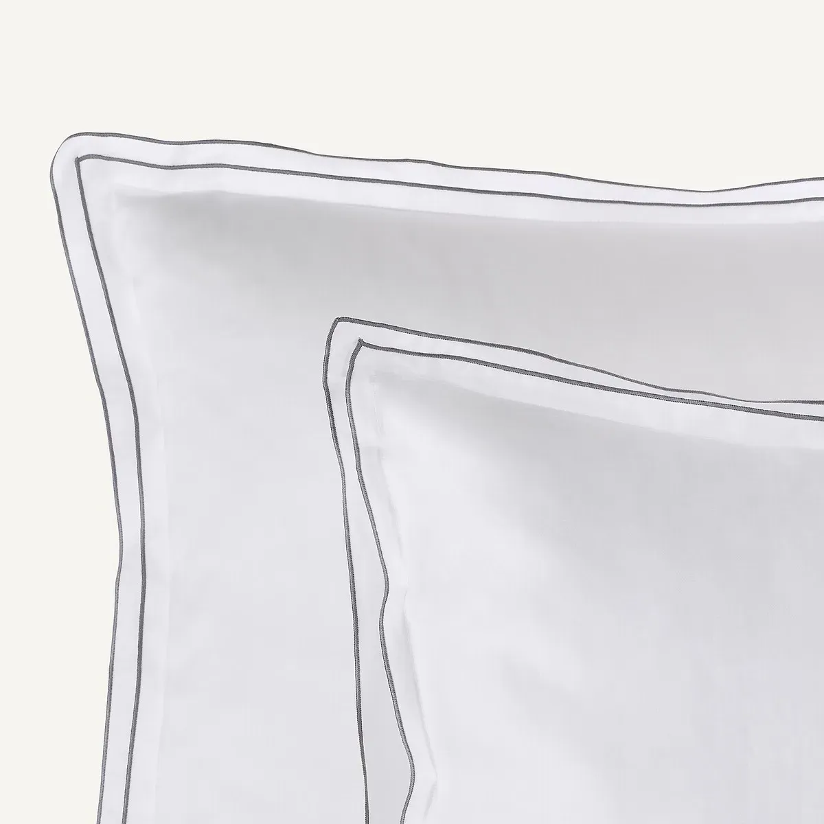 Tucci Organic Cotton Satin Lyocell Pillowcase - White alternate view