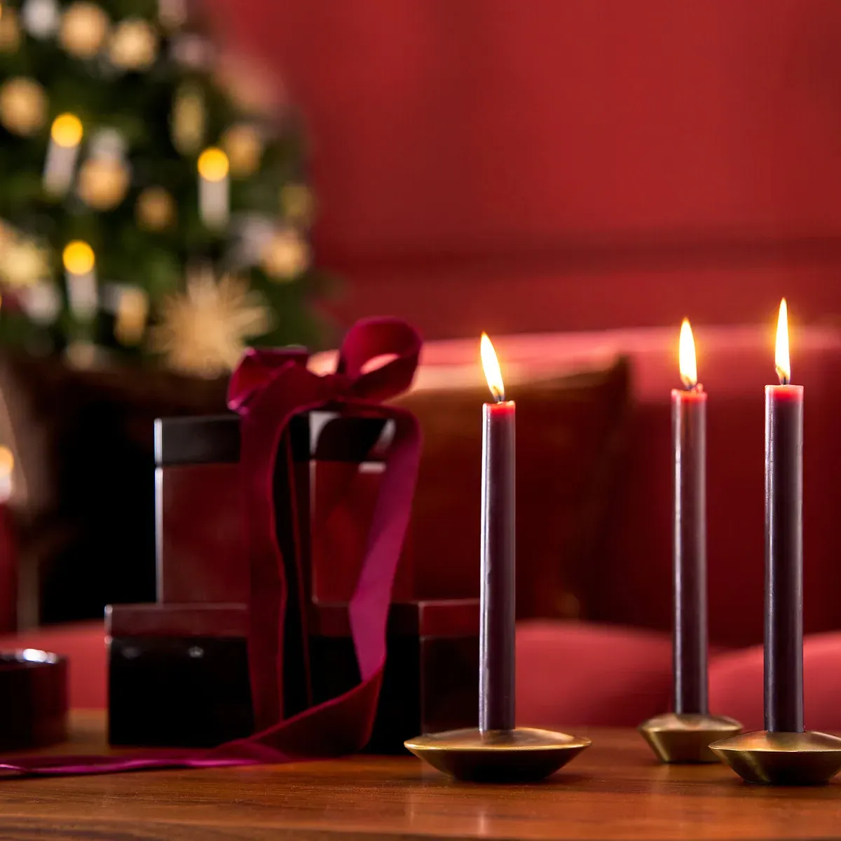 Vira Set of 3 Candleholders - Aged Brass, Metal alternate view