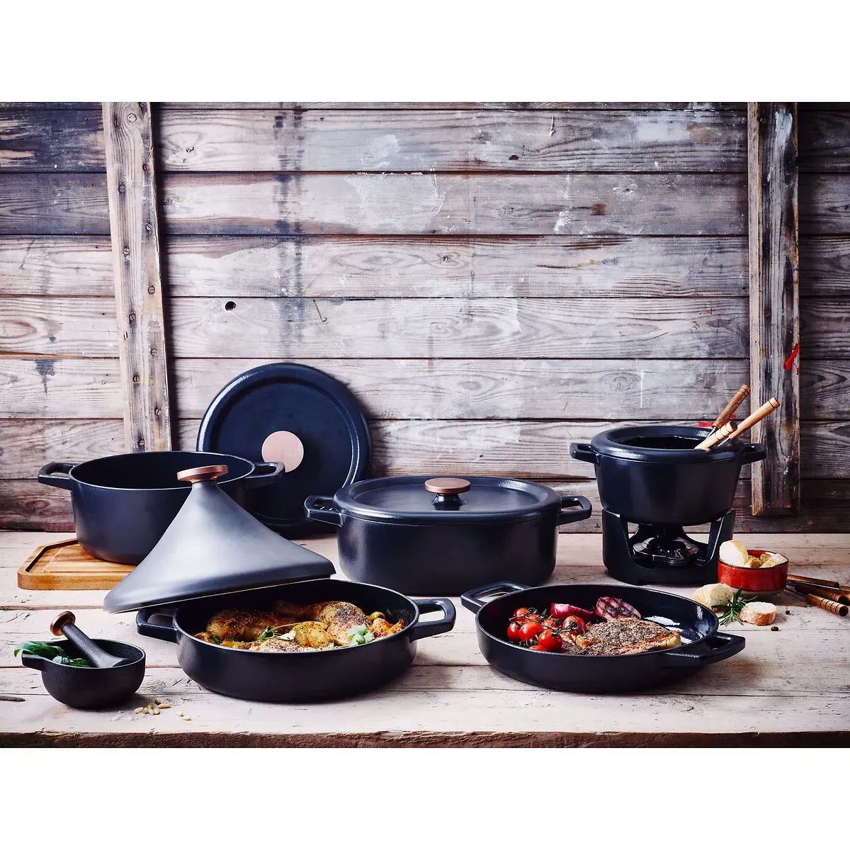 Nori Round Casserole Dish - Black, Cast Iron alternate view