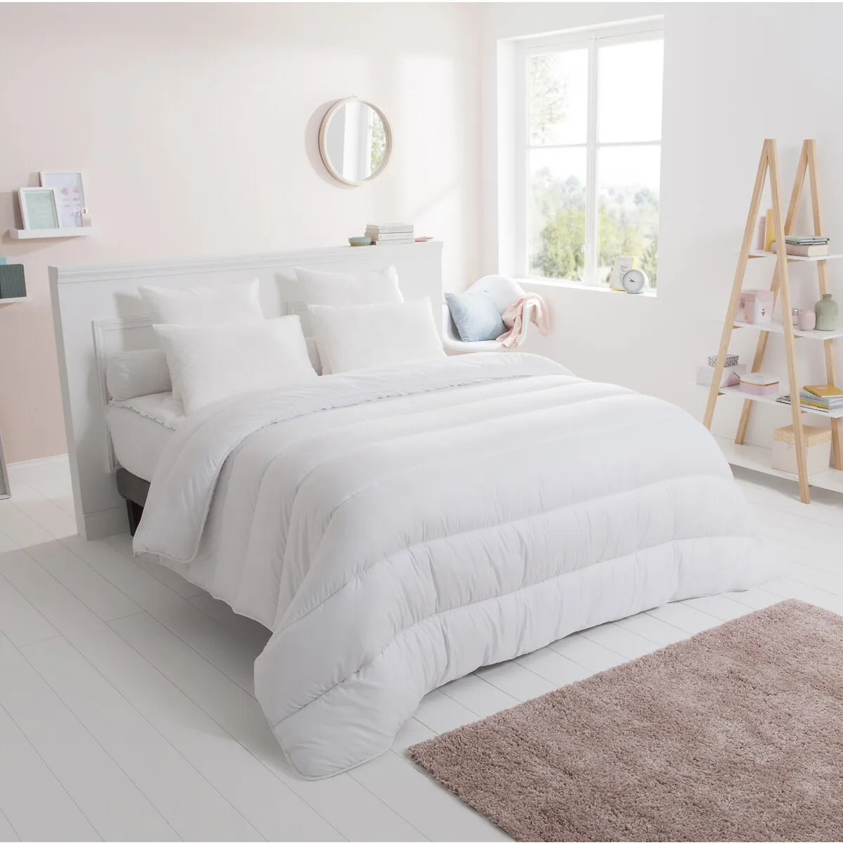 Ete Ultra Soft Duvet - White, Microfiber Polyester product
