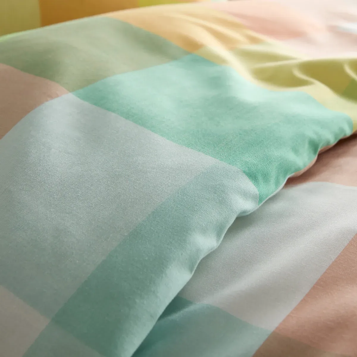Ales Duvet Cover 30% Recycled Cotton - Printed alternate view