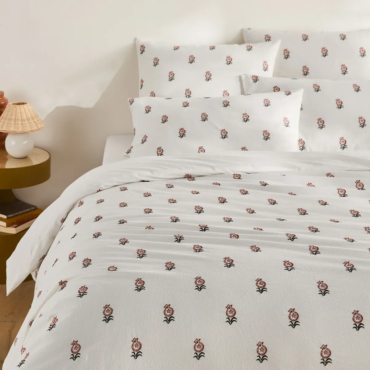 Anda Embroidered Duvet Cover - Ecru, Cotton product