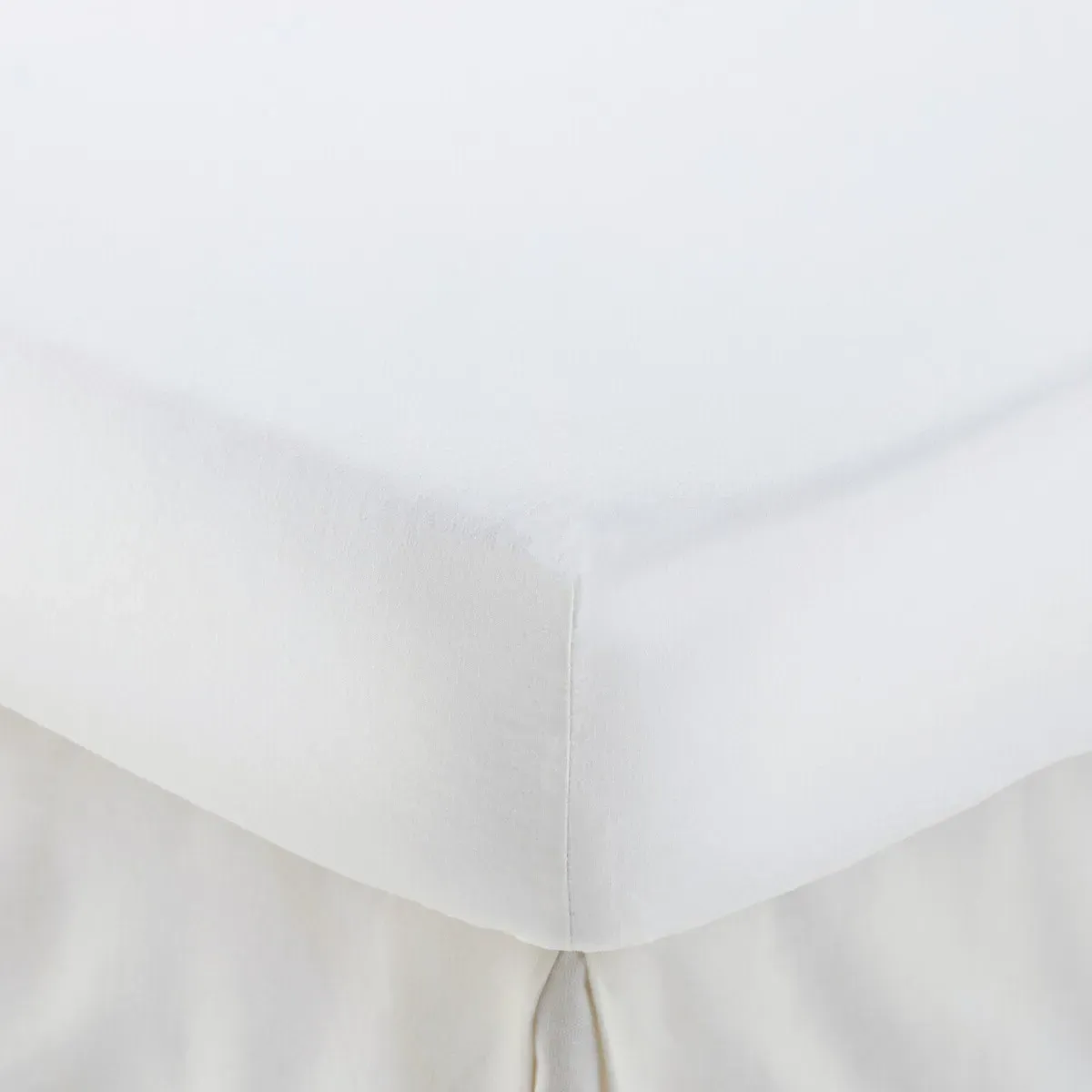 Annaba Fitted Sheet with 30cm Flap - White, Washed Cotton alternate view