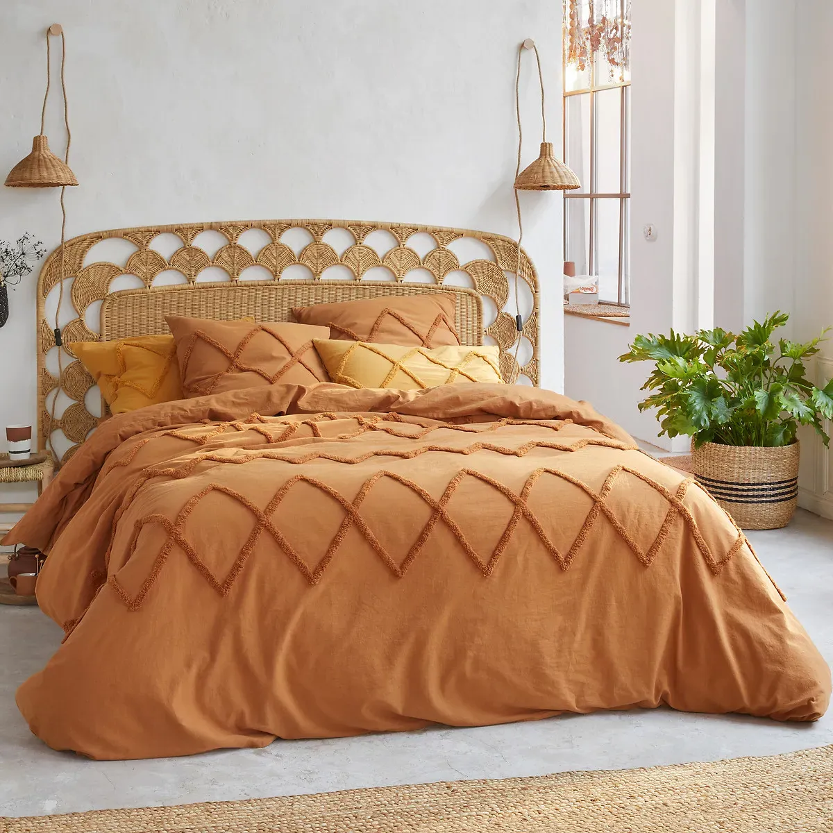 Assa Tufted Pillowcase - Caramel, Cotton alternate view