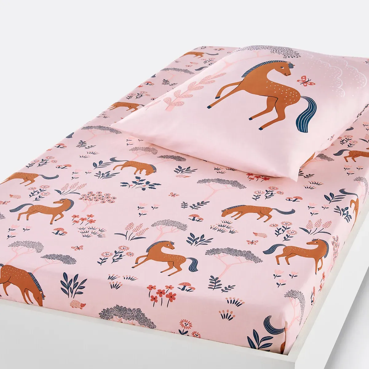 Bagatelle Fitted Sheet - Pink Print, Cotton product