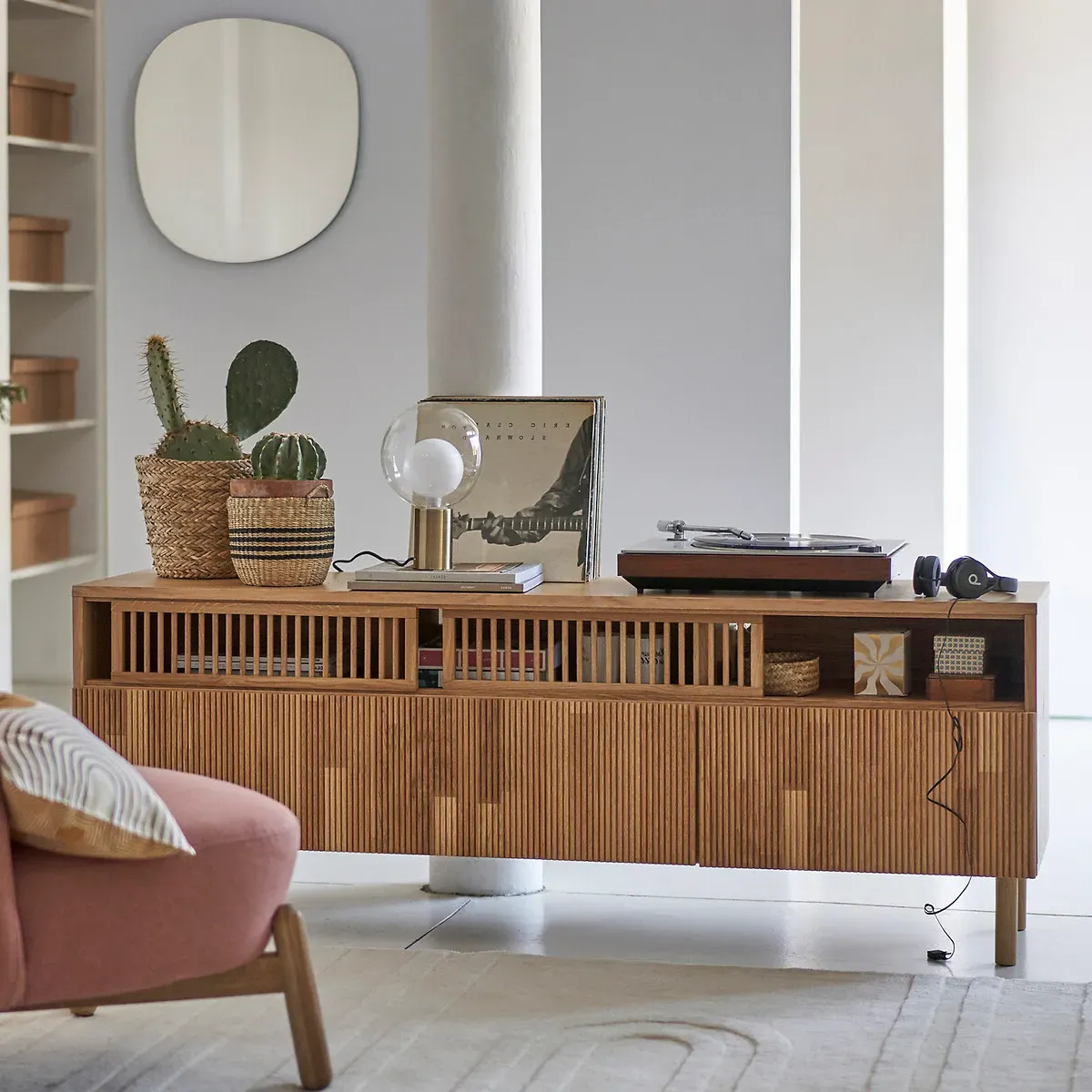 Bilbao TV Unit with Sliding Doors - Oak, Veneer alternate view