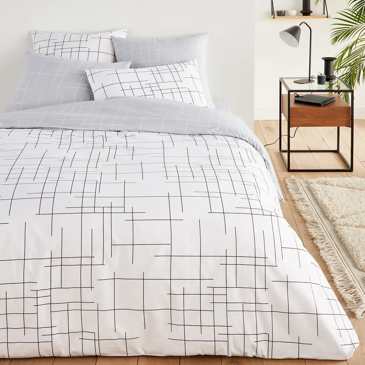 Charline Pillowcase - White, Cotton alternate view
