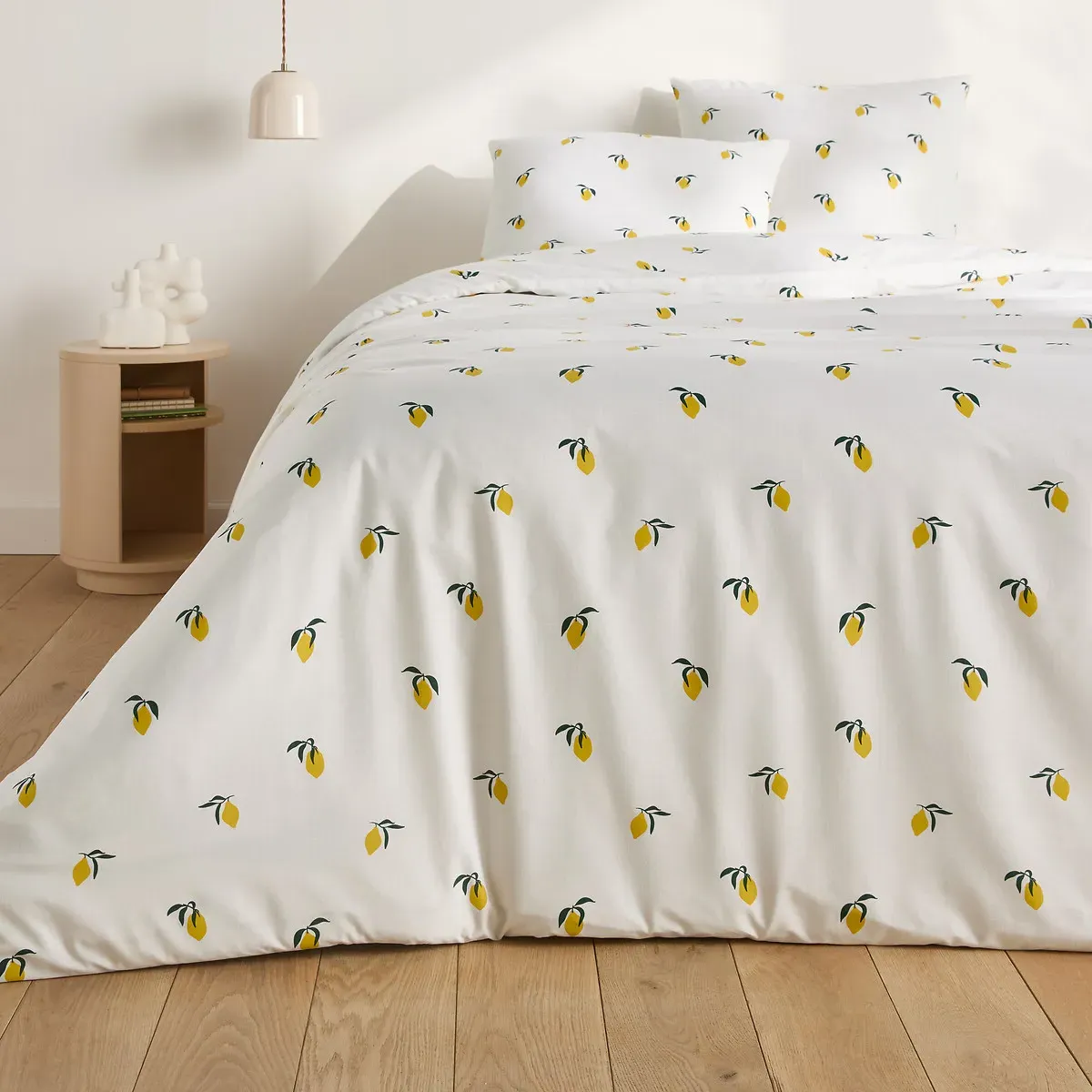 Citron Duvet Set with Square Pillowcase - Recycled Cotton alternate view
