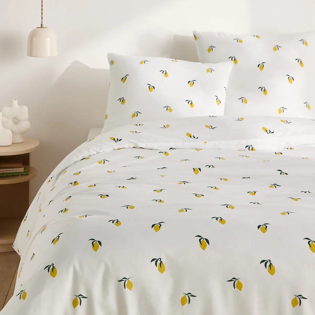 Citron Duvet Set with Square Pillowcase - Recycled Cotton product
