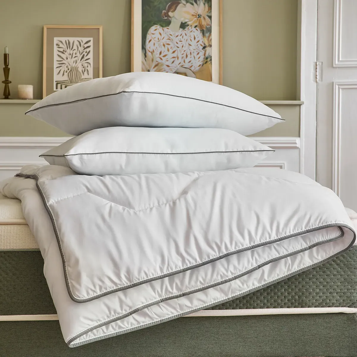 Comfort Hotel Tempered Duvet - White, Microfibre alternate view
